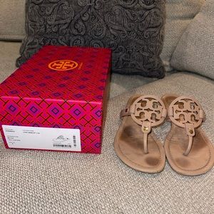Tory Burch nude leather millers!